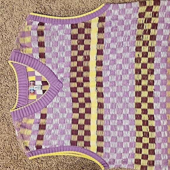 Urban Outfitters sweater vest - Picture 3 of 5